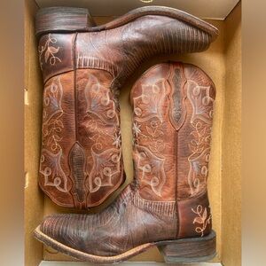 Tony Lama Lizard Square Toe Boots